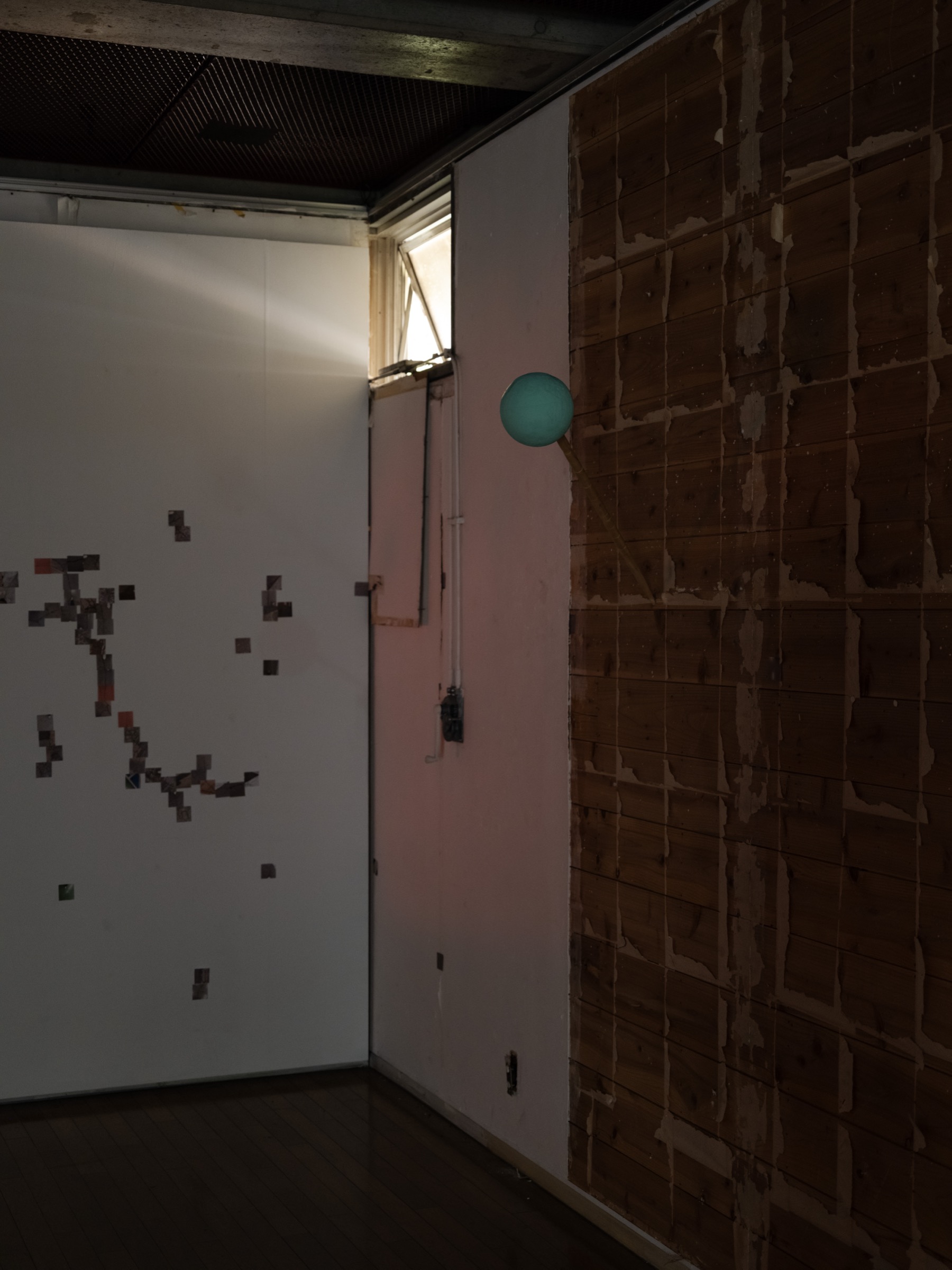 Ground-breaking & High-lighting — renovated wall and photo prints
